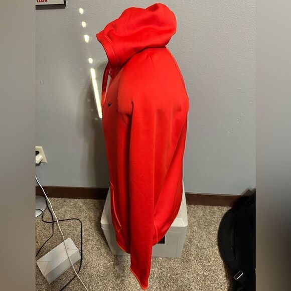 Nike DriFit Mens XL All Red Sweatshirt Hoodie - Picture 2 of 5